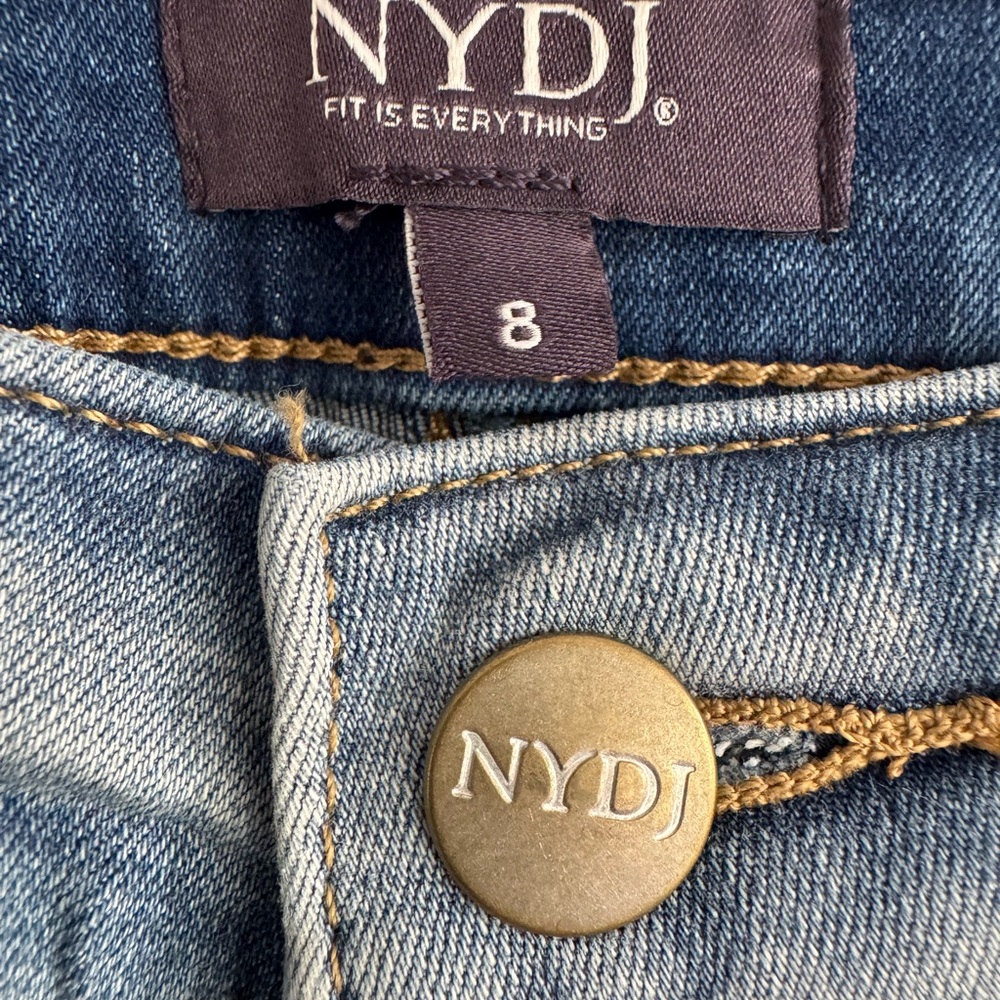 NWT NYDJ Marilyn Straight Leg Jeans Women's Size 8 Light Wash Denim Lift Tuck - Picture 8 of 13
